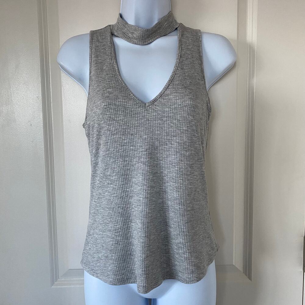 3/$15 LA Hearts Ribbed Sleeveless Tank Top Gray Small
